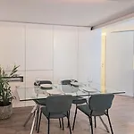 Ground Floor Apartment With Private Patio And Ac