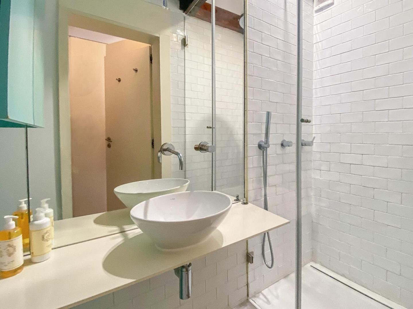 Ground Floor With Private Patio And Ac Lisboa