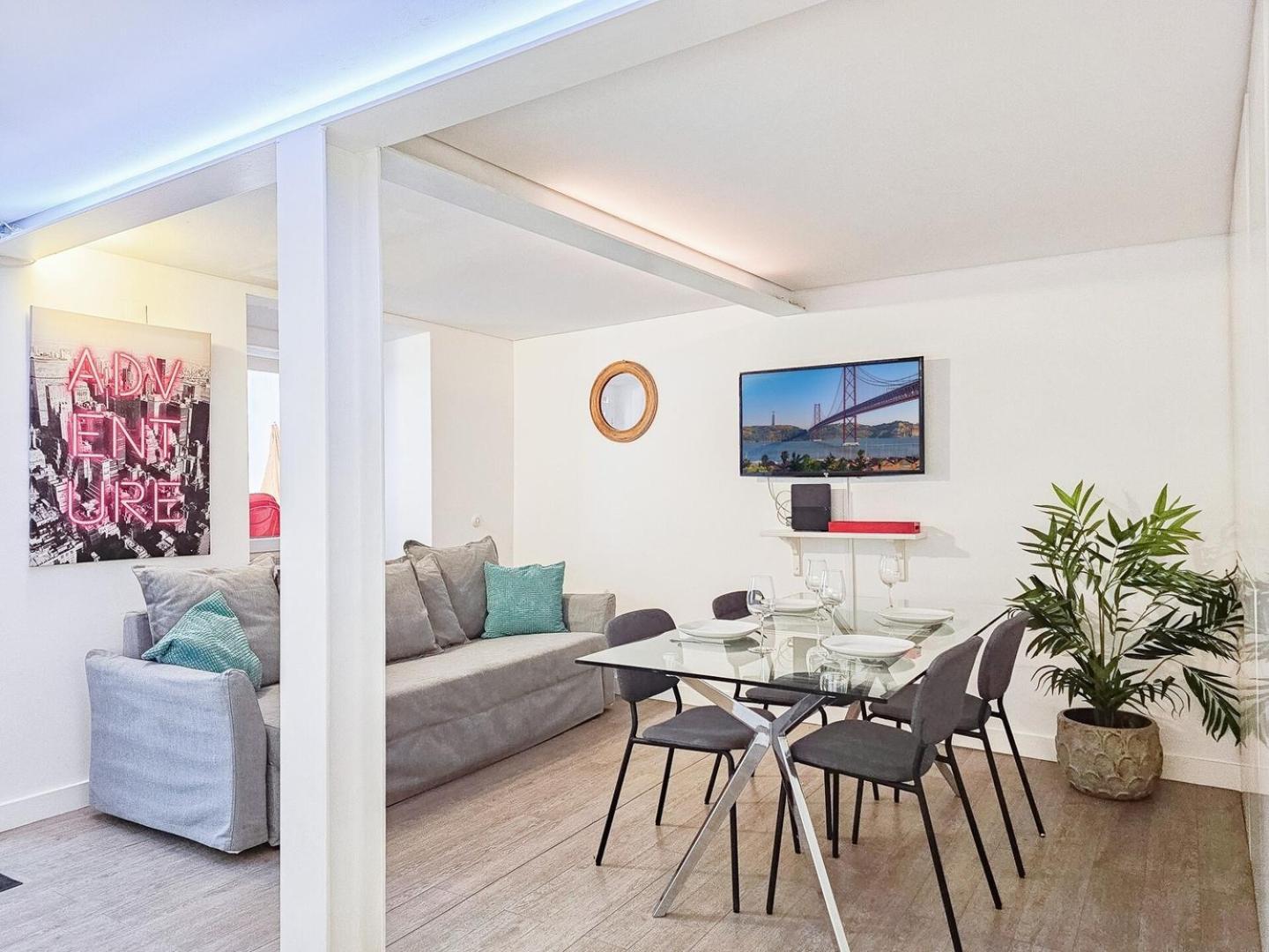 Ground Floor With Private Patio And Ac * Lisboa
